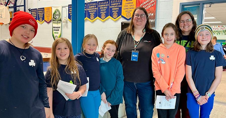 Sudbury.com staff with Girl Guides